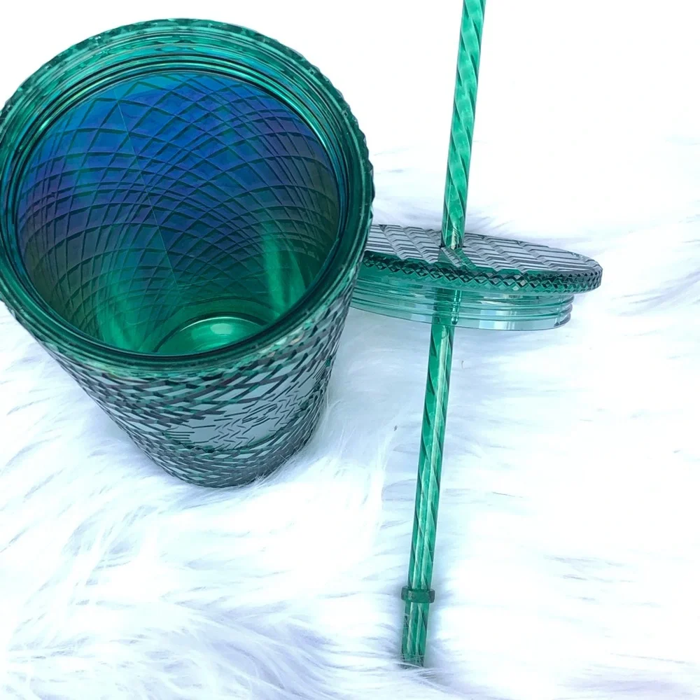 NEW STARBUCKS Iridescent Green Spike Stud Design Collectors Grande 16oz Cold Cup - Picture 3 of 6